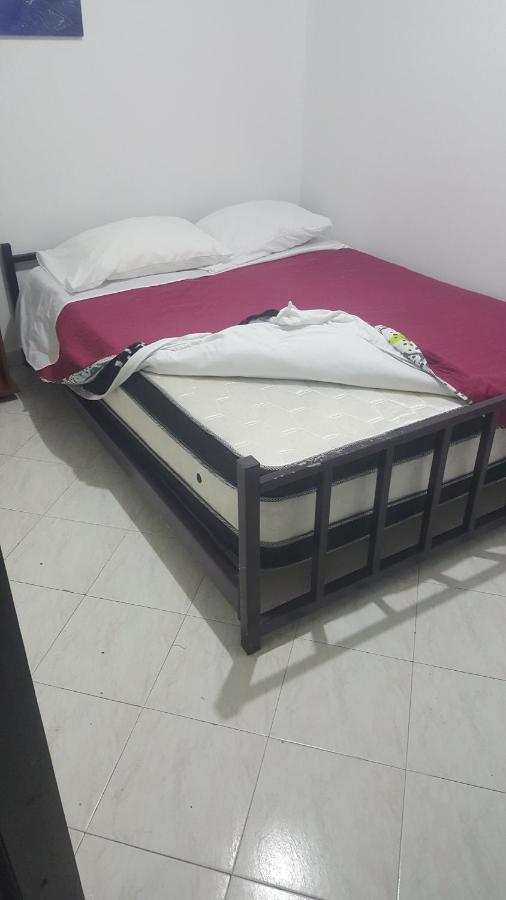 Apartment Cerca Aeropuerto, Fotos Y Huellas Visa Americana, Embajada Eeuu